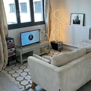 Logement Entier Vue Sur Canal , Paris France