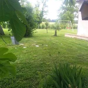 De Jade , Montaigu-de-Quercy France
